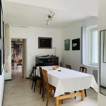 Maison Totoro Holiday home Heugueville-sur-Sienne